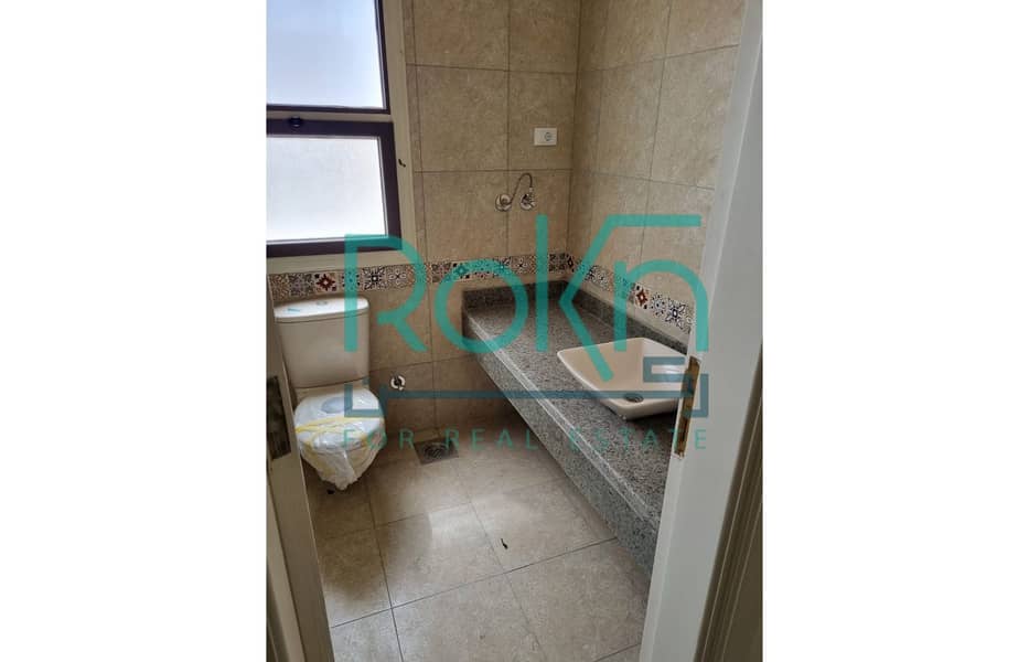 8 WhatsApp Image 2025-11-11 at 1.37. 15 PM (7). jpg