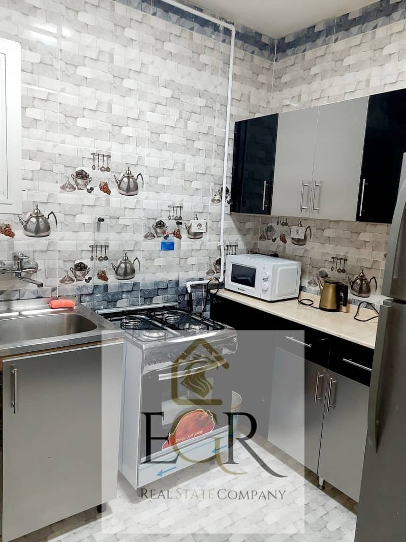 12 f5669f36-e440-4daa-a8ef-befb5113161f. jpg