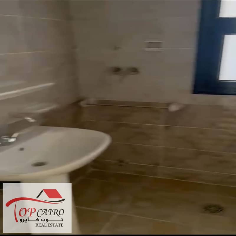 7 IMG-20251210-WA0071. jpg