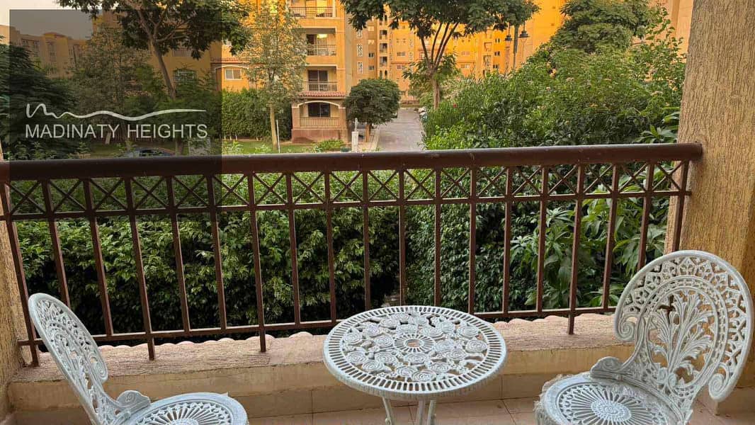 4 b4da6347-4483-4edb-8291-4de8ae82e171. jpg