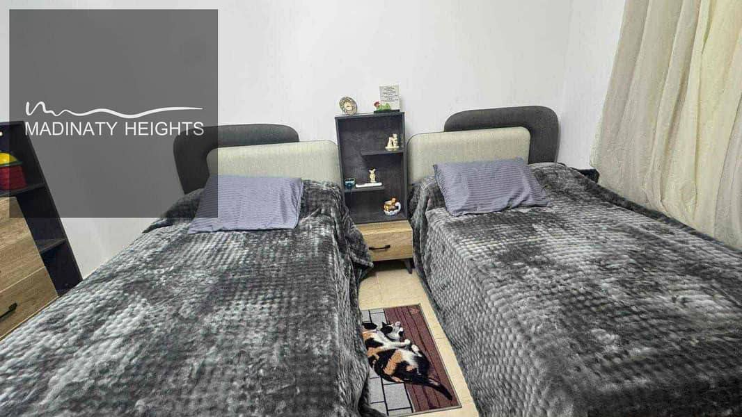 10 67d35e16-33b6-45e5-a06f-8debcabc2dc0. jpg