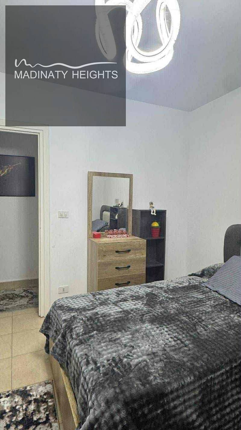 14 85b2b6df-f4b5-48f1-90f5-c41faec8ffe8. jpg