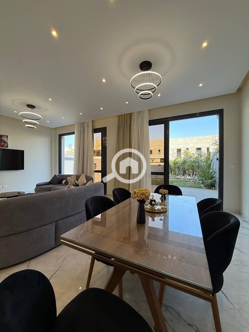 2 539c8907-5672-4c0d-bd4e-40a645305984. jpg