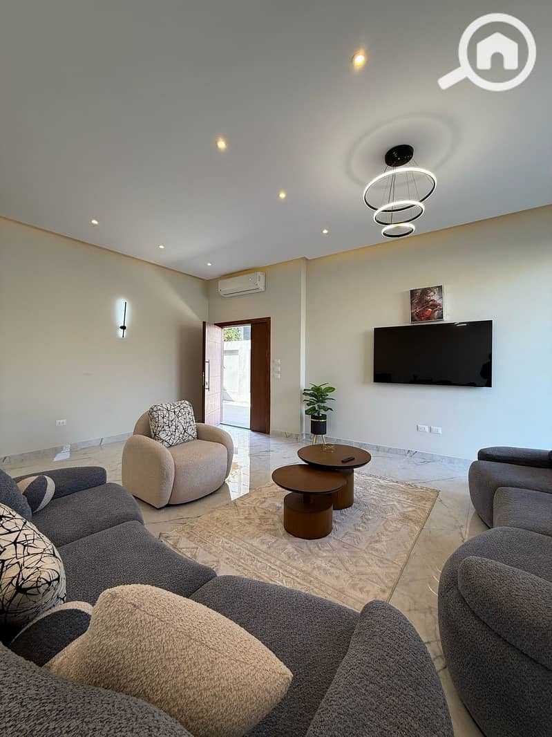 5 6731dd0e-f7ad-4158-a243-67b3412c339b. jpg