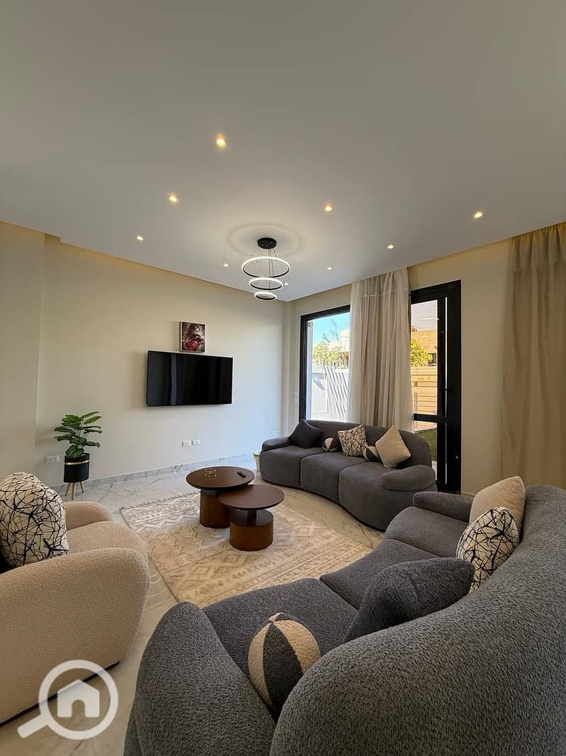 6 a93d66b5-49a5-4056-a191-a88edb46a52e. jpg