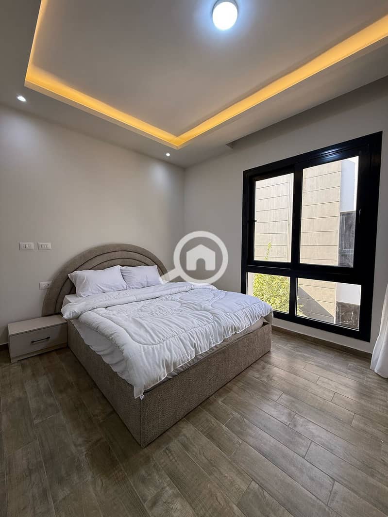 10 0d297d34-f34f-4843-bb57-3c5145ffc1ef. jpg