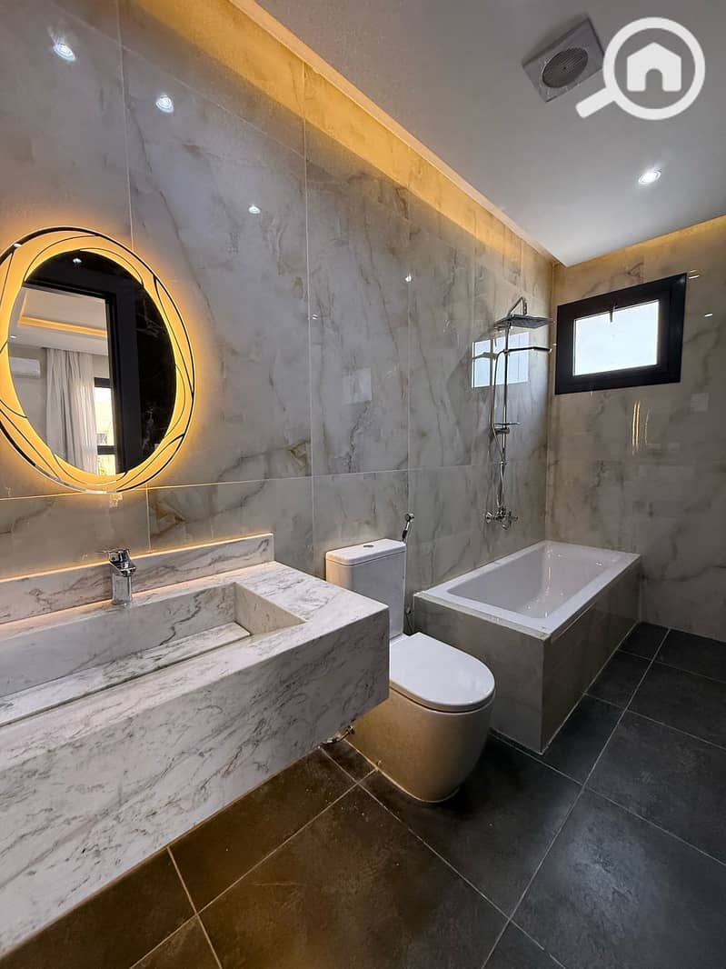 13 85a1b353-9046-4b1e-a0c0-cc5a85d98988. jpg