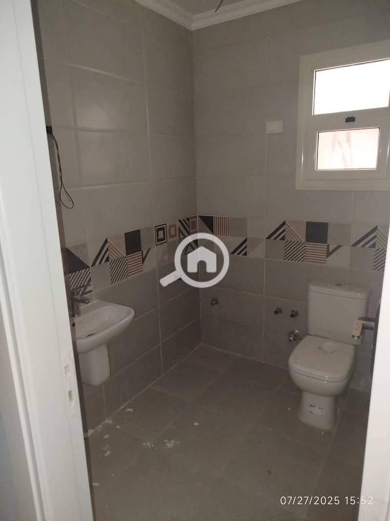 8 WhatsApp Image 2025-11-20 at 4.11. 13 PM (1). jpeg