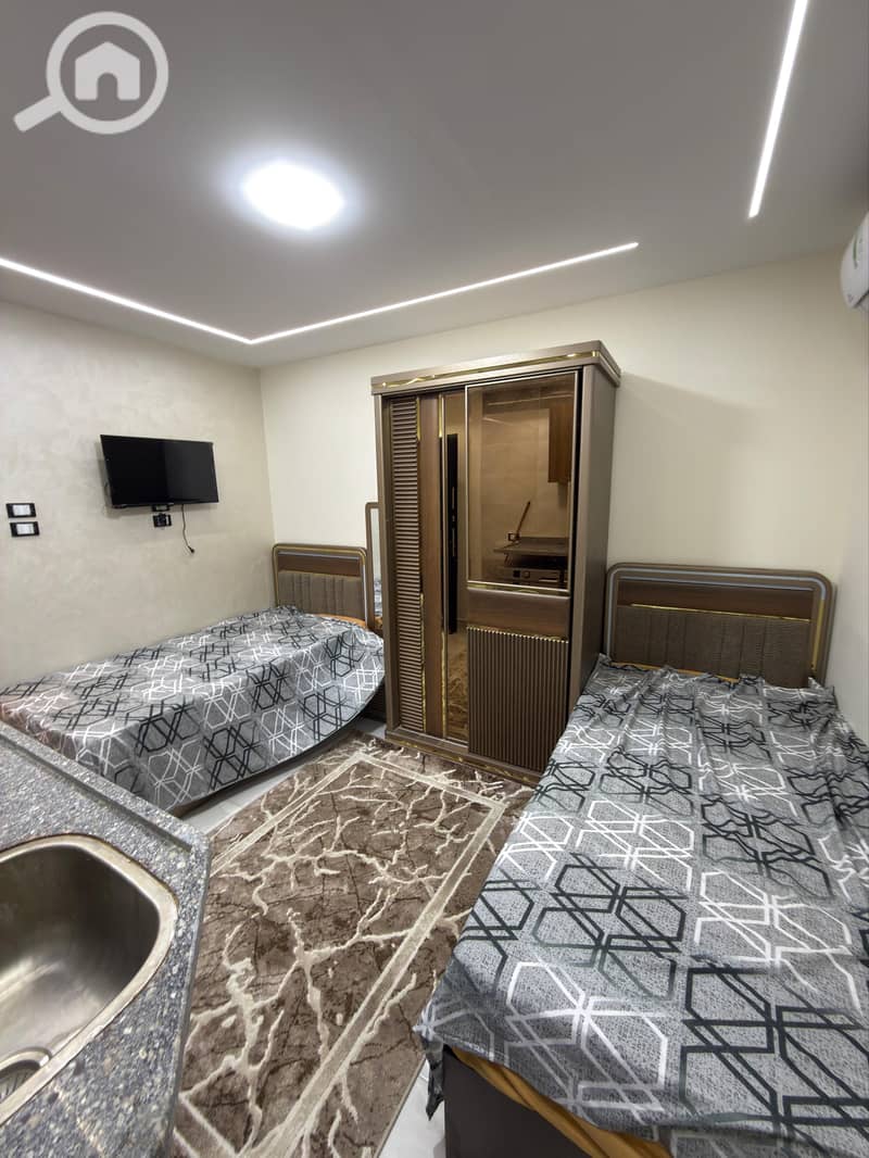 a0b2ff46-4901-43db-95a0-b184cc0e0cd7. jpg a0b2ff46-4901-43db-95a0-b184cc0e0cd7. jpg