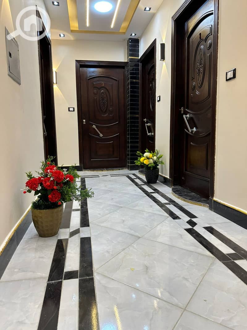 10 26b3de79-8ae7-49ea-b774-ca74b16b6f57. jpg