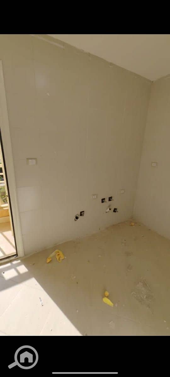 4 35efa7b5-92de-4d15-9d8e-6f01946b941c. jpg