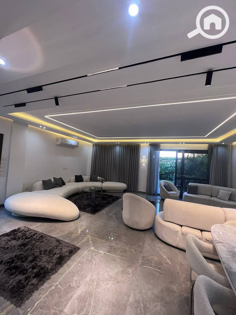 2 7df472c3-8869-48cc-a90d-112756f261c1 (1). jpg