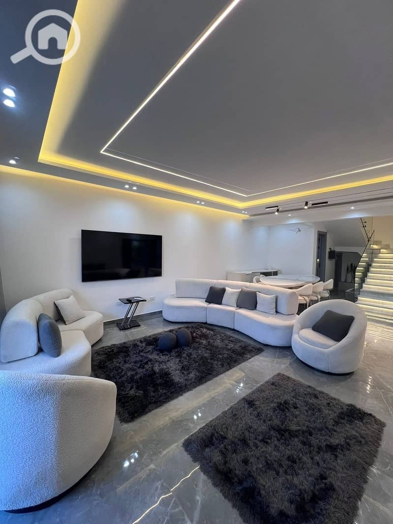 9 51b6213f-e8b6-45a9-b2c2-020f34a00167. jpg