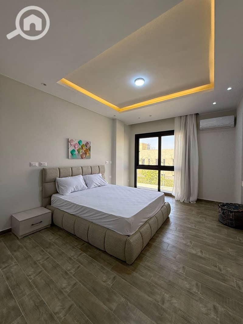 12 58d68ca5-b229-4819-8cc4-881e6e484960. jpg