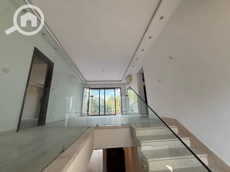 4 a204a568-59c8-4e56-b876-a2a1fadd0a64. jpeg