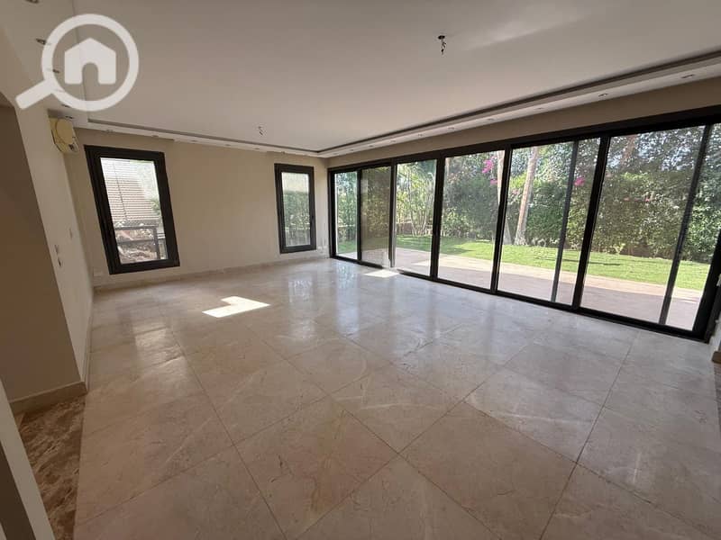 13 e3c5ea49-c8ab-48ee-8a2d-5c686f81f0da. jpeg