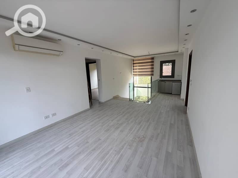 15 0b1b192e-74fb-4a0c-a58c-7f8be5d94e9b. jpeg