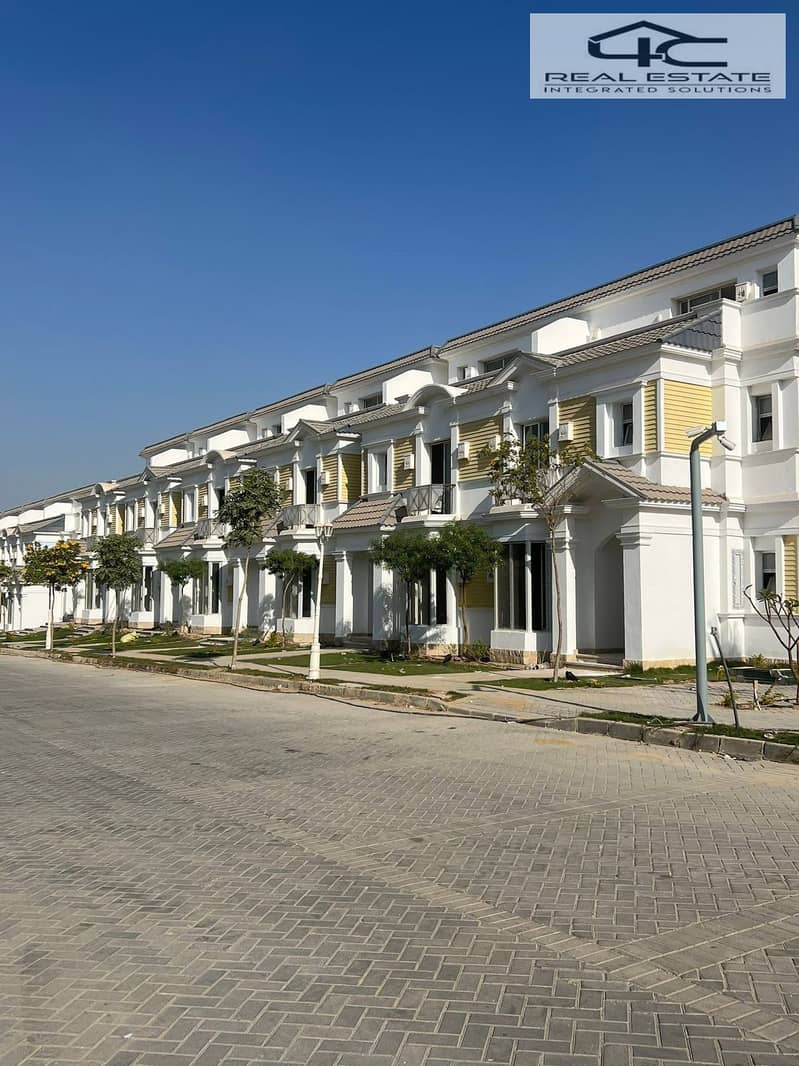 4 WhatsApp Image 2025-12-01 at 12.47. 06 PM (2). jpeg