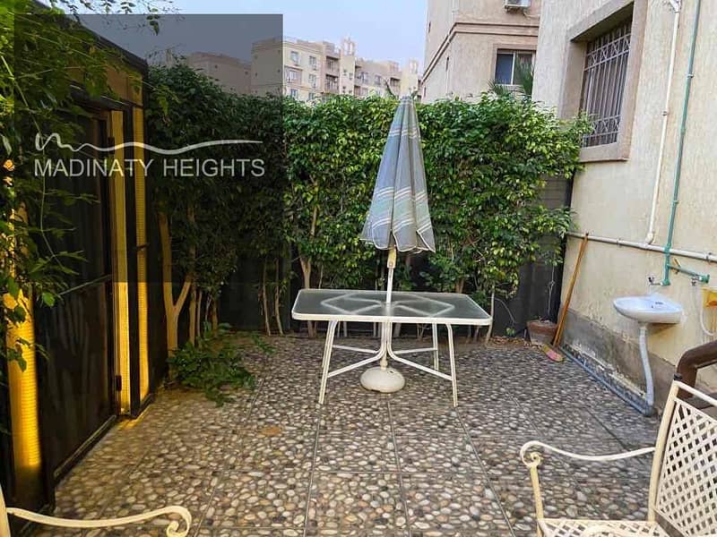 2 35a0fac0-321a-45de-995a-aa2b6b9bf02a. jpg