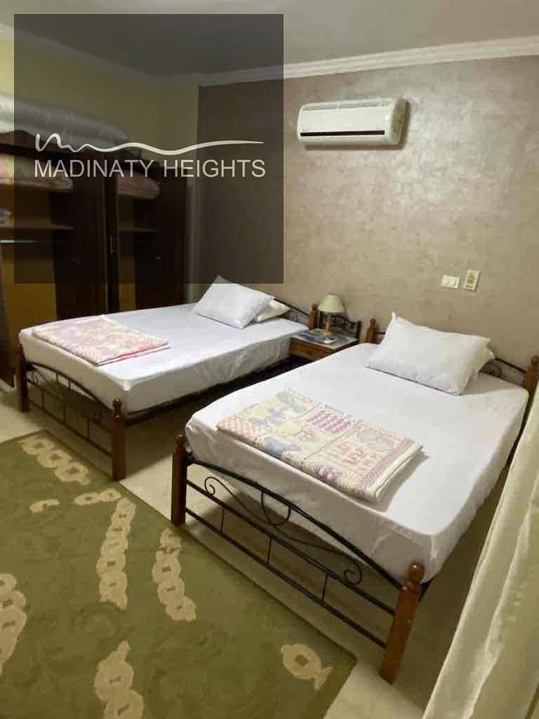 7 90dbcb64-96d6-451d-8b56-618b428cfe78. jpg