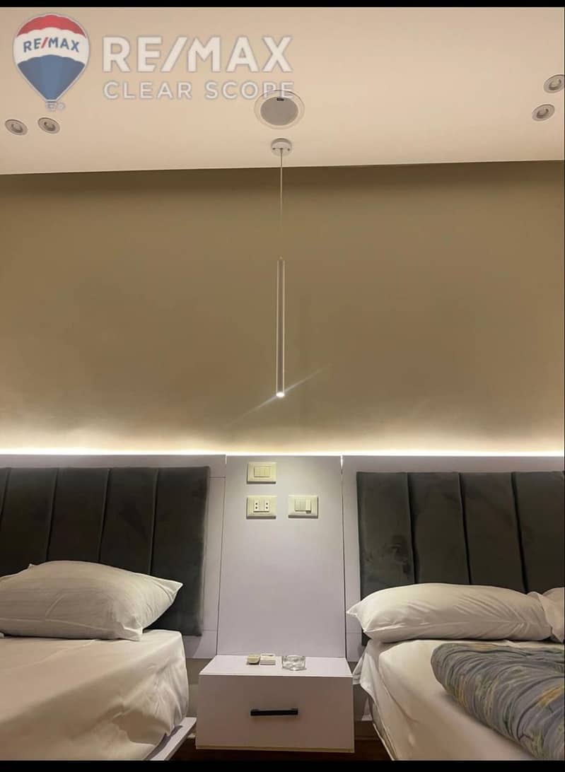 6 c4e2b34e-a7ff-4727-b240-4d91f7aca970. jpeg