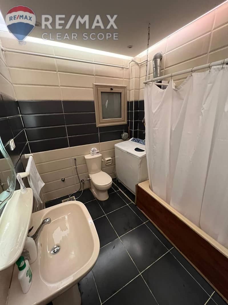 8 f69ce4b0-bb26-49e2-a92c-d745644ee7ed. jpeg