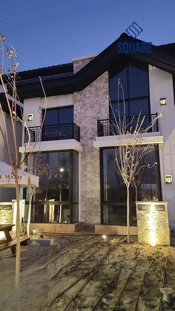 8 34776225-800x600. jpg