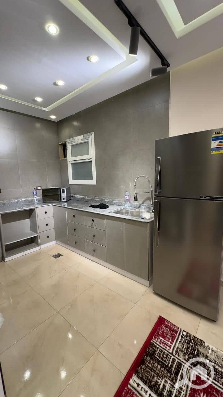 5 4ee0db00-c17d-4e4d-870f-fb66c55e639b. jpg