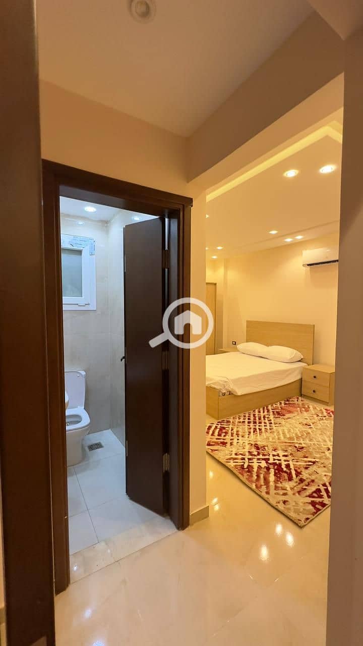 9 4825e649-077a-442b-b680-9ecb6bcbcef9. jpg