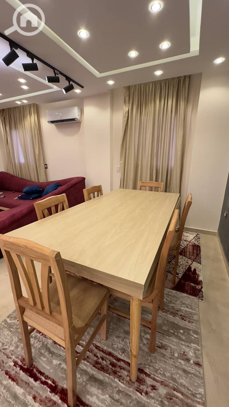 10 01923793-65d3-46dd-880e-a9b8dc19e1da. jpg