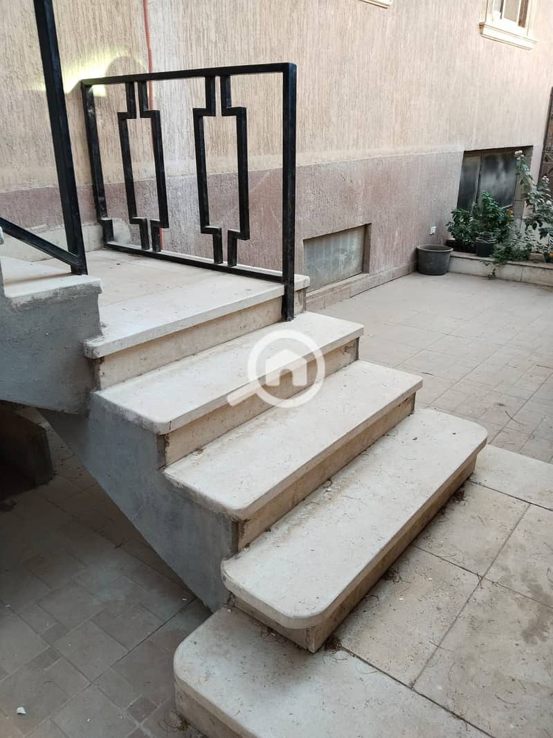 11 a20d1e5f-f6e8-49fa-8215-977eecc58bbd. jpg