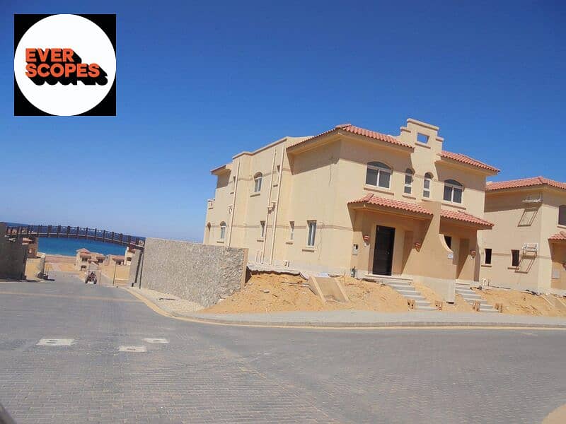 10 11885059_1673409139540790_8488654231400680073_o. jpg