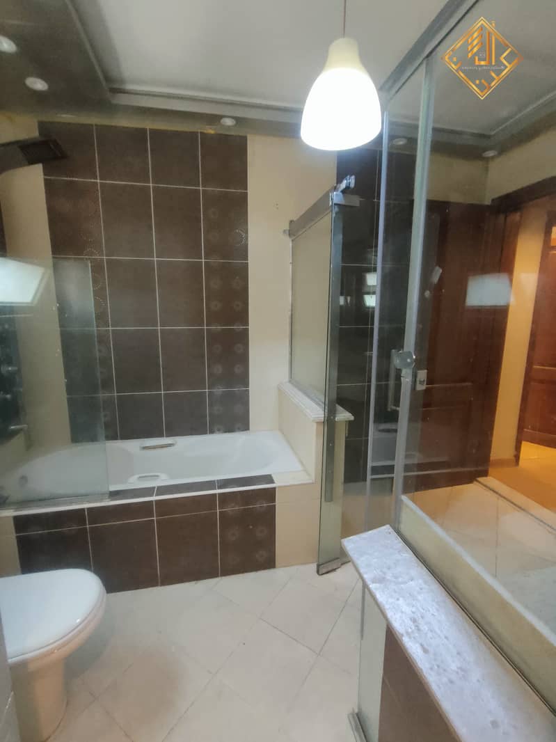 9 WhatsApp Image 2025-07-23 at 17.57. 04 (2). jpeg