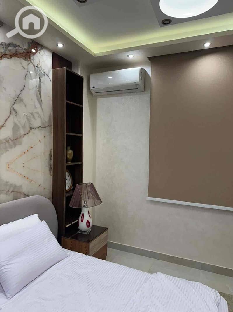 11 ca1e9303-bca8-4655-b4d0-c45927bd420d. jpg