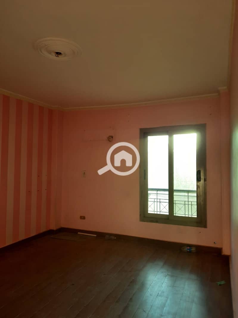 2 bdf9d0f2-4868-49cf-8ff5-114b2fbfff40. jpg