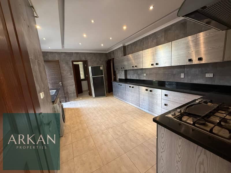 9 WhatsApp Image 2025-12-10 at 2.00. 25 PM444. jpeg