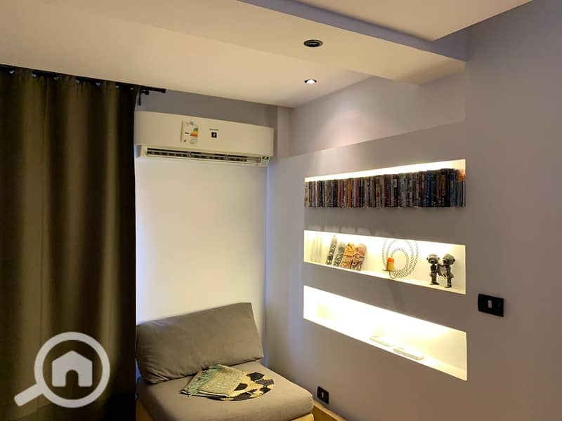 5 0dc35170-598f-4c32-bc55-d10c1be8dd32. jpeg