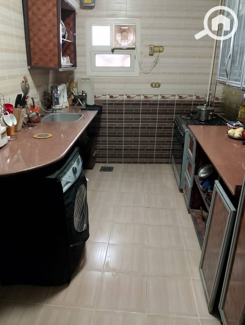 2 2b7575d3-769a-444a-93e1-510c93826ff3. jpg