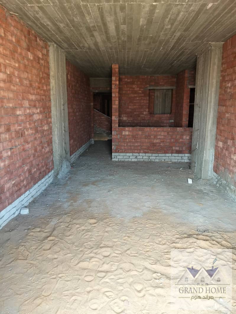 2 0183fc89-b3bc-42e7-a444-878a354fc047. jpg