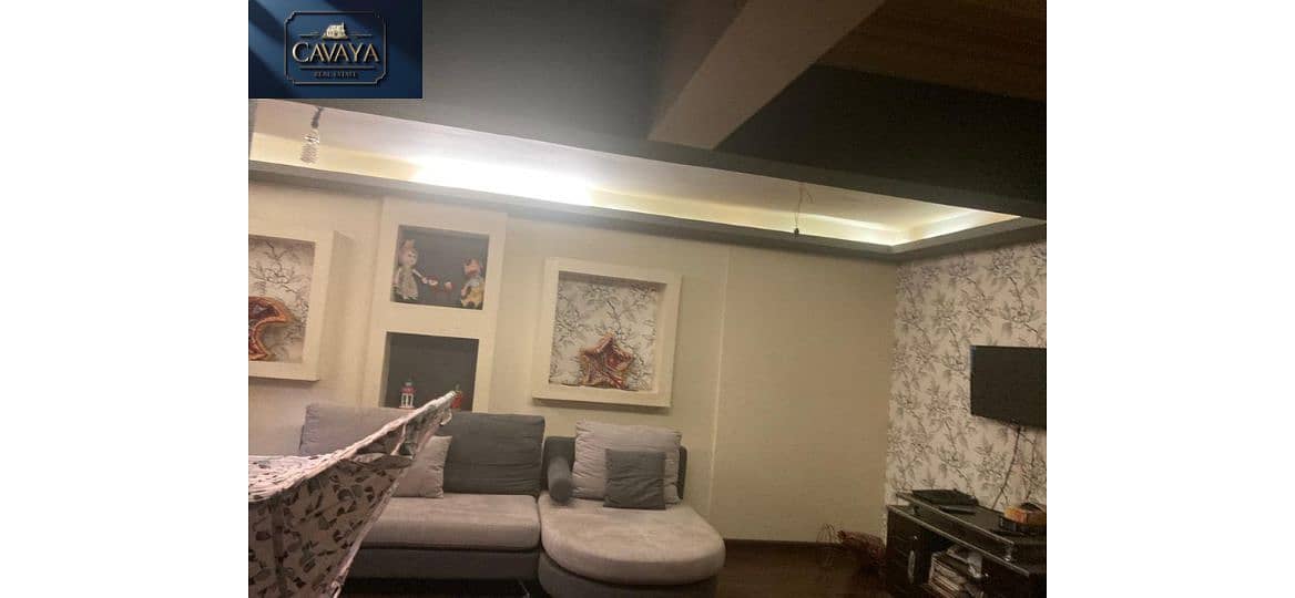 8 Untitled design (7). png