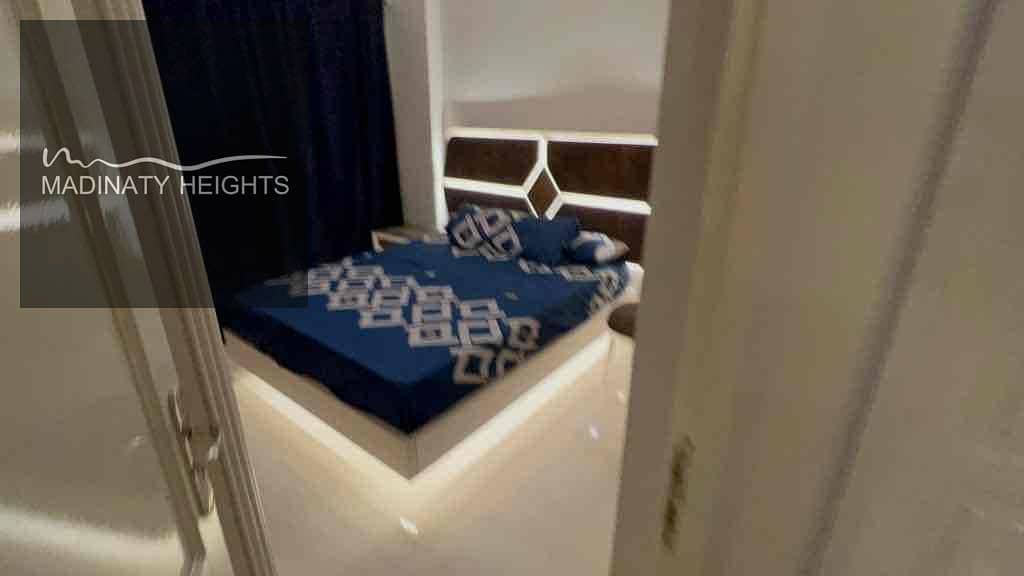 15 9589bddb-f3bd-49b5-89f1-8f2e9d0a5980. jpg