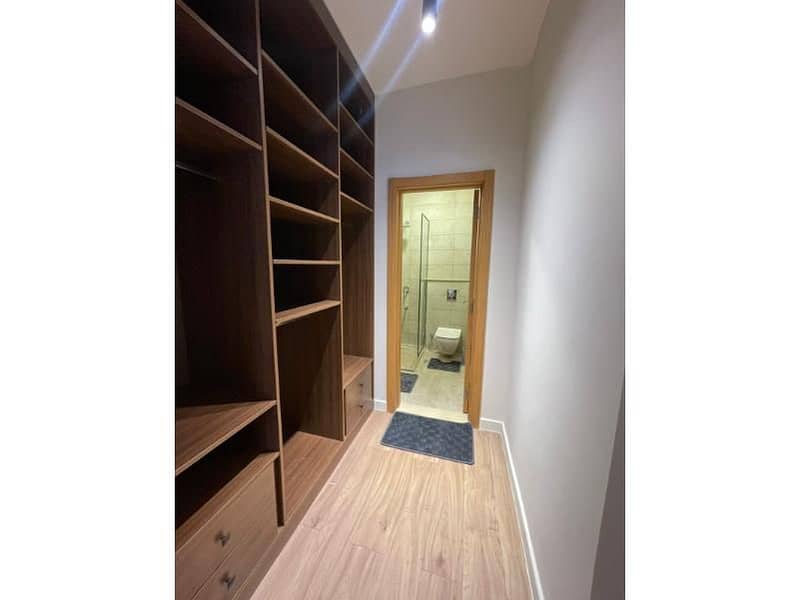 12 cea7d3b5-f9ac-4c38-941b-dfe0548347b3. jpg