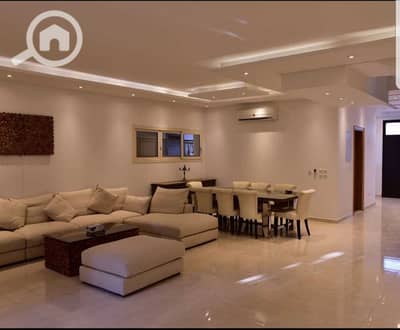 تاون هاوس 4 غرف نوم للايجار في الشيخ زايد، الجيزة - 61299ae9-c2d2-47cd-9336-a4cda75e72e0. jpeg