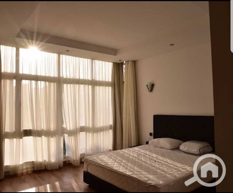 2 5ee884f4-8354-4c99-a211-350a888cde01. jpeg