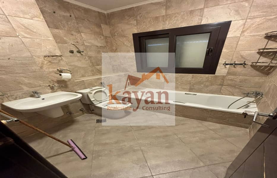 4 WhatsApp Image 2025-12-09 at 12.29. 25 (2). jpeg