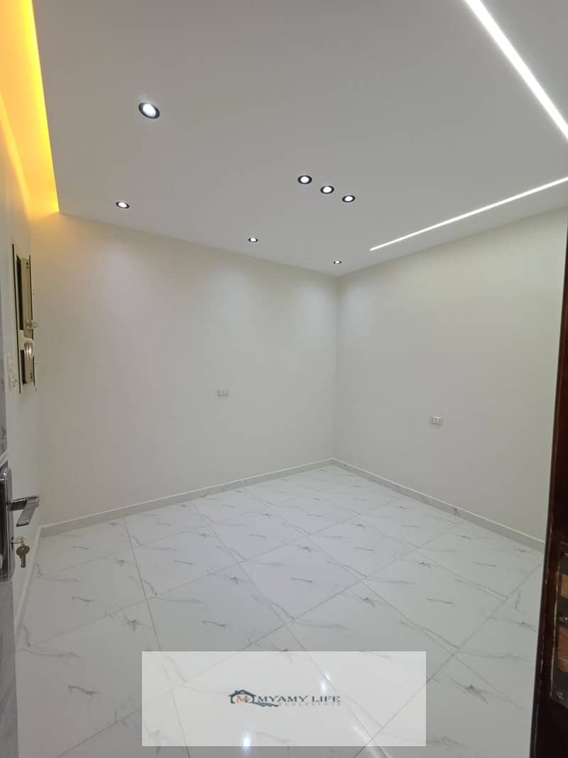 6 WhatsApp Image 2025-12-08 at 3.45. 03 PM (1). jpeg