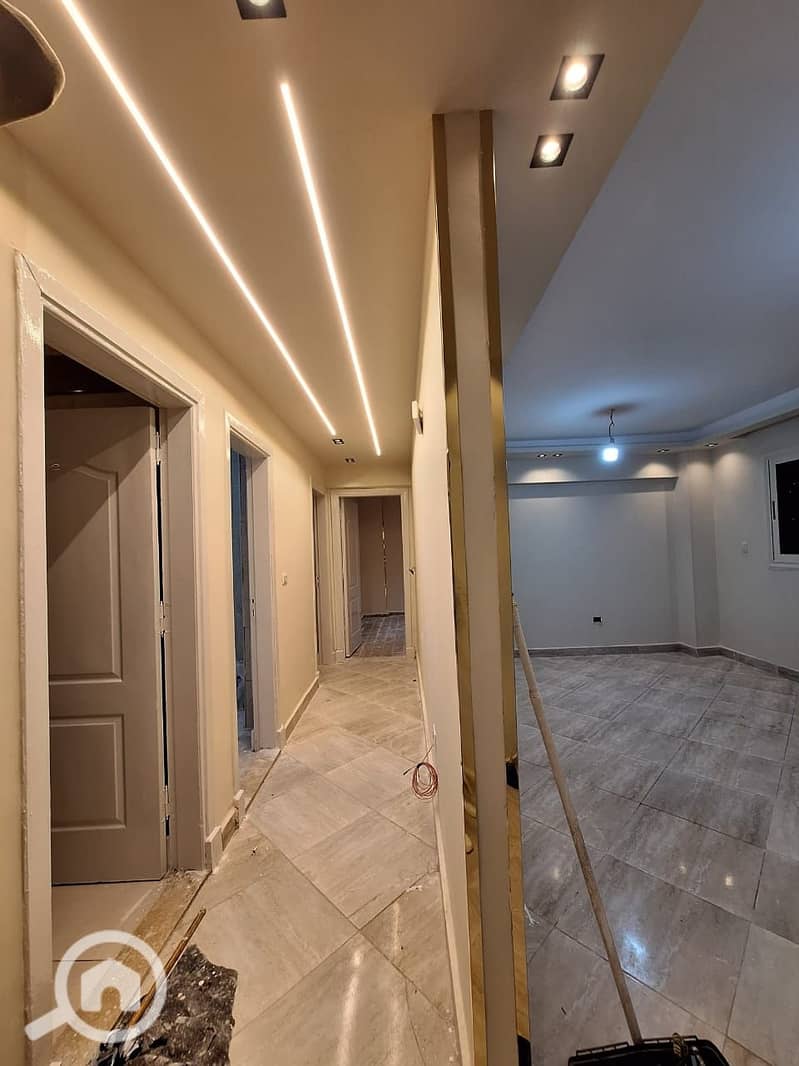 2 1fd89d33-853c-46a7-a6d5-169631e4d804. jpeg