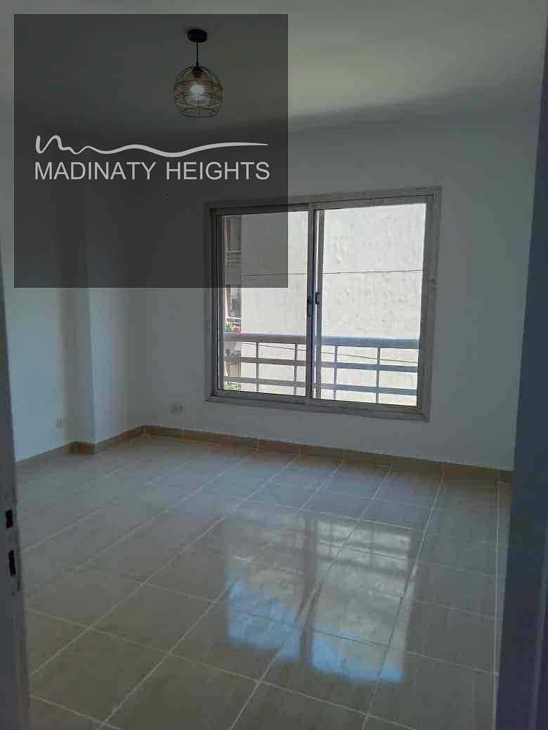 10 2f302713-2aa7-460a-a55b-e1a7ef462a79. jpg