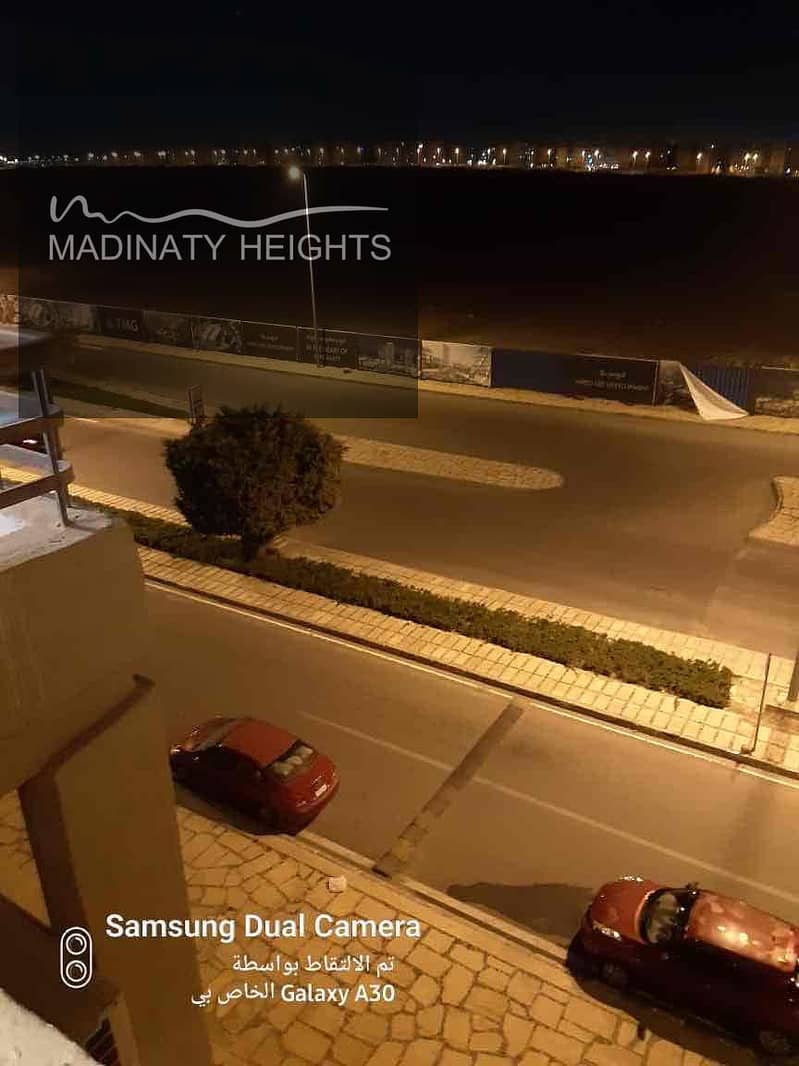 13 5e6cf447-a8b1-4c19-a47b-37f4b0ccda8c. jpg