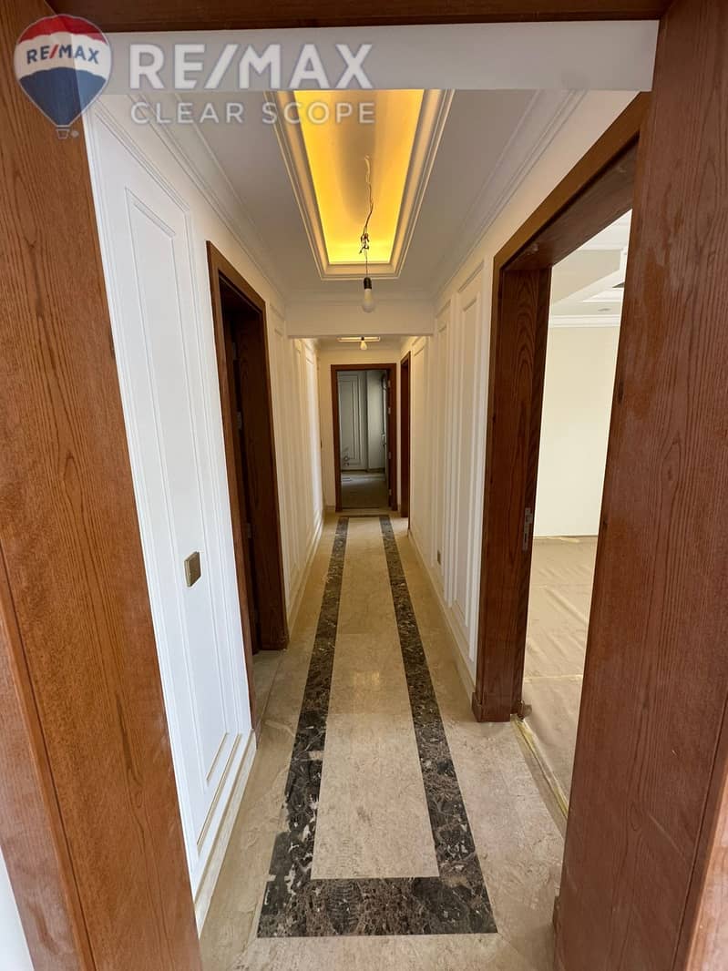 10 58bd3827-a7dc-4590-8aa2-7276b3996be0. jpeg